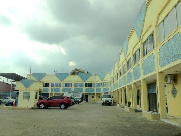 Imagen 21 Instituto Gandhi foto