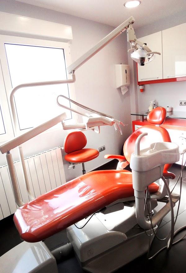 Imagen 99 CLINICA DENTAL NAVARRO BECERRIL DE LA SIERRA foto
