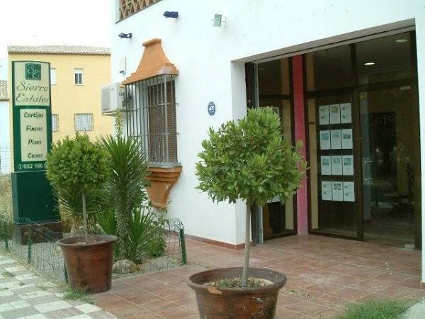 Imagen 2 Coviarom Promoción y Construcción de Pisos foto