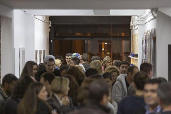 Imagen 12 kentia flores 7palmas foto