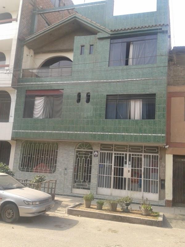 Imagen 2 Tapas Bar Puerto Deportivo Estepona, Halomon foto