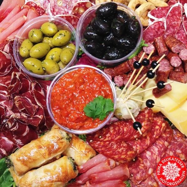 Imagen 57 Tapas Bar Puerto Deportivo Estepona, Halomon foto