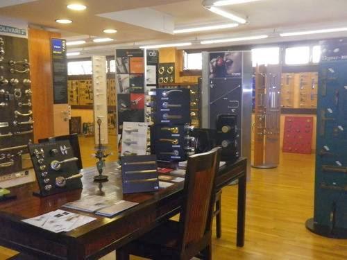 Imagen 5 Tienda Garmin GPS Stock foto