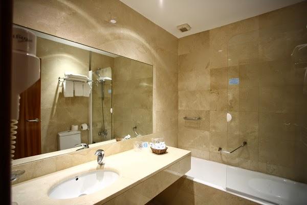 Imagen 10 Tigard Public Library foto