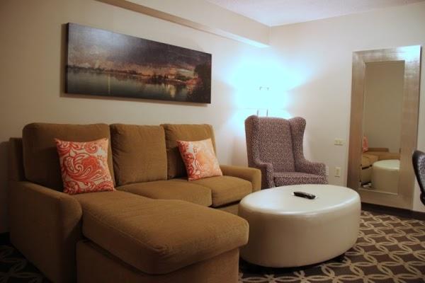 Imagen 5 Antiguedades Cavon foto