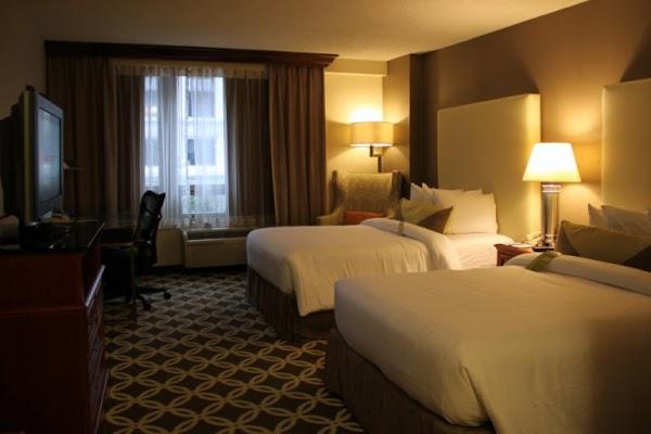 Imagen 7 Antiguedades Cavon foto