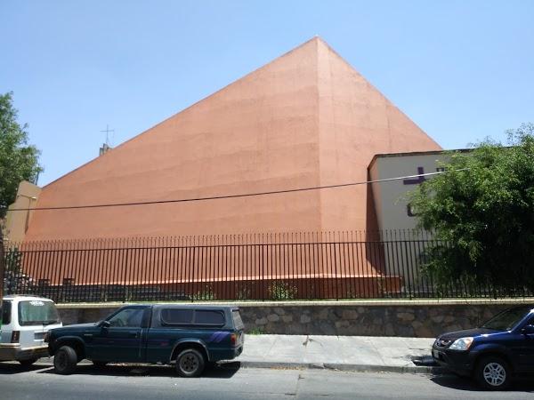 Imagen 129 Templo de San Crispin y Crispiniano foto