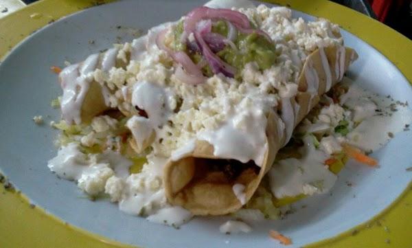 Imagen 1 Gasolinera de Castro Caldelas foto