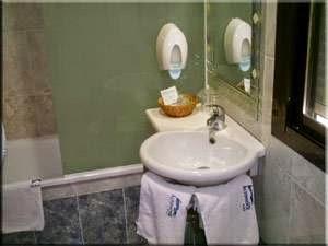 Imagen 6 Lavanderia Tintoreria Do it Clean foto