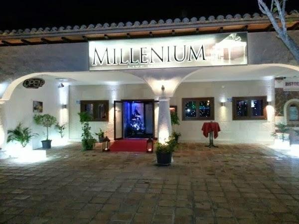 Imagen 117 Millenium Pub Calahonda foto