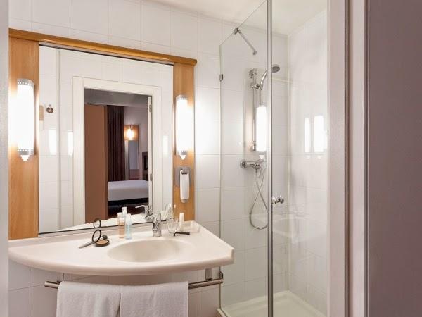 Imagen 33 INMOBILIARIA REAL ESTATE SETURSA PLAYAMAR TORREMOLINOS foto
