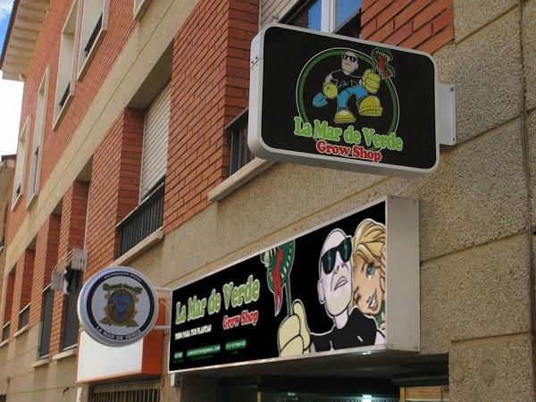 Imagen 43 CLINICA SANTO DOMINGO - Implantes Dentales y Periodoncia foto