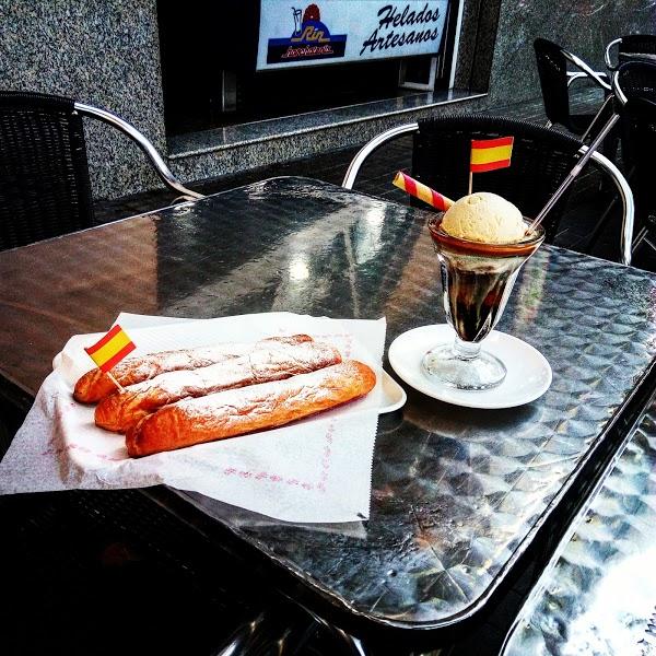 Imagen 49 WHISKY BAR LOS PICOS foto