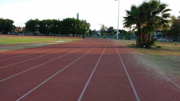 Imagen 72 Pista de Atletismo CUCEI foto