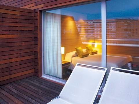 Imagen 16 Centro Comercial El Jamón S.L. foto