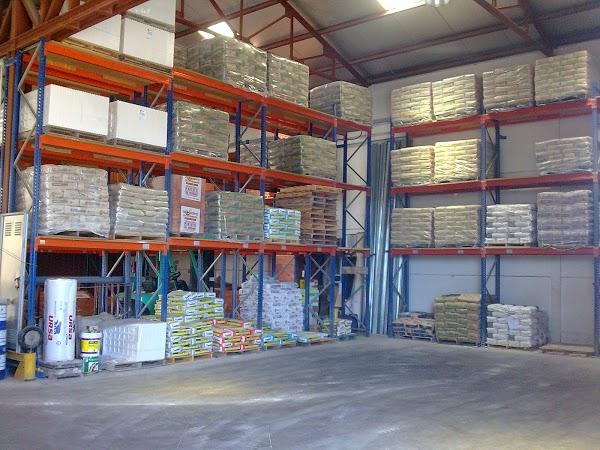 Imagen 26 TIENDA HÍPICA CANALON,Piensos Pajareria Biona foto