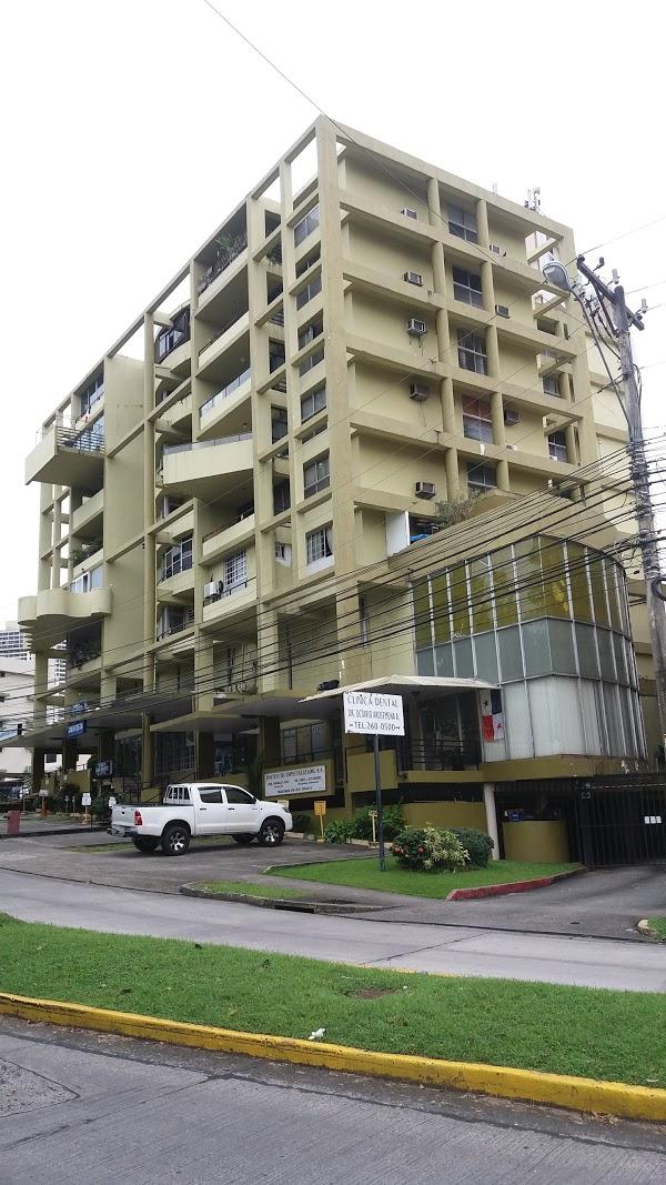 Imagen 37 Floristería Azalea foto