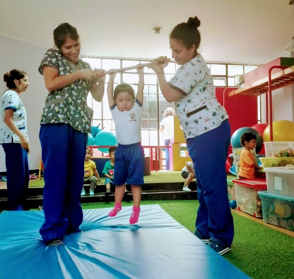 Imagen 96 Pequeños Genios foto