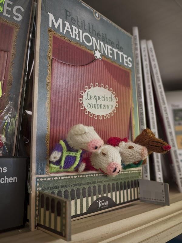 Imagen 37 Farmàcia Amadó foto