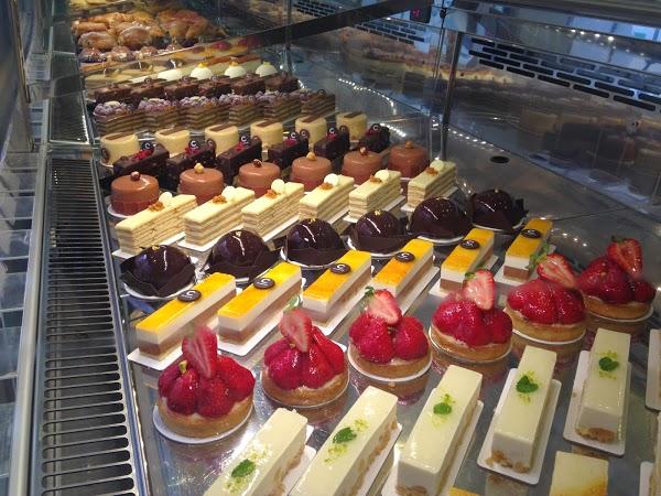 Imagen 72 Shirley, a Wyevale Garden Centre foto