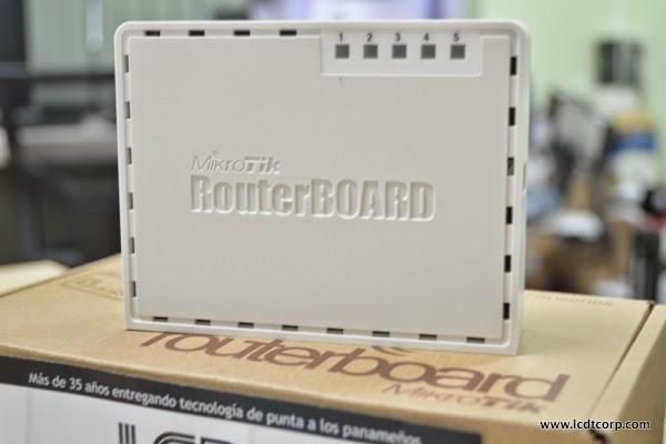 Imagen 3 Parque de Bomberos Fuenlabrada foto