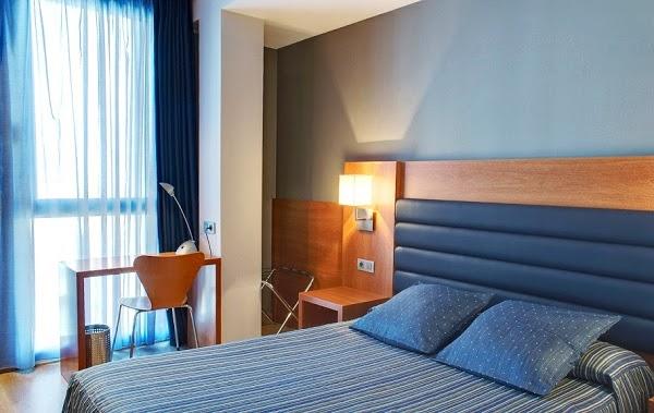 Imagen 10 La Taberna de los Poetas foto