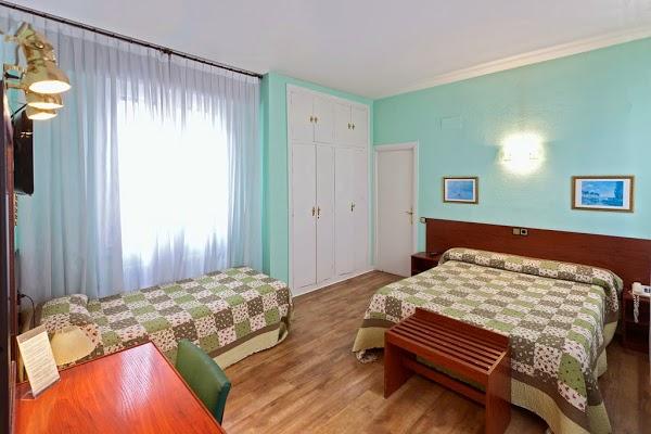 Imagen 38 Loving hut foto