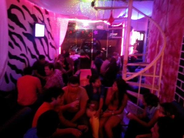 Imagen 36 CocoLoco Lounge Bar Karaoke foto
