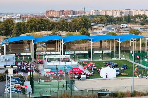 Imagen 2 St. Therese School foto