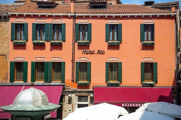 Imagen 3 Super Colmado Vista Hermosa foto