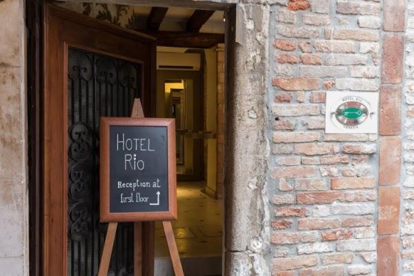 Imagen 5 Super Colmado Vista Hermosa foto