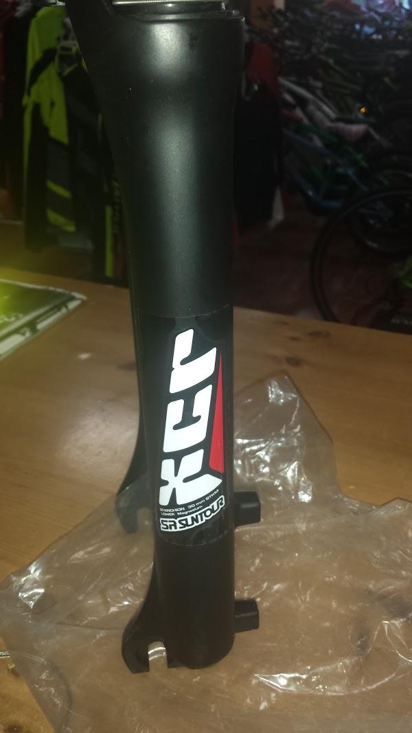 Imagen 193 DHL Plaza Florencia foto