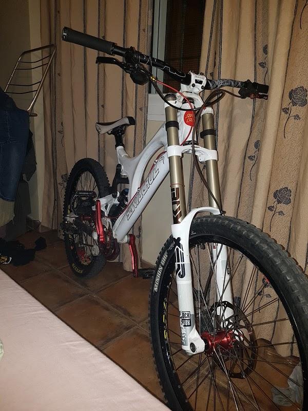 Imagen 211 DHL Plaza Florencia foto