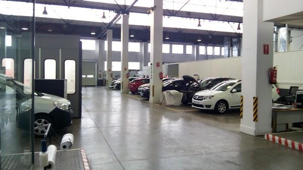 Imagen 102 Syrsa Automoción. Renault - Dacia Sevilla foto
