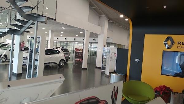 Imagen 112 Syrsa Automoción. Renault - Dacia Sevilla foto