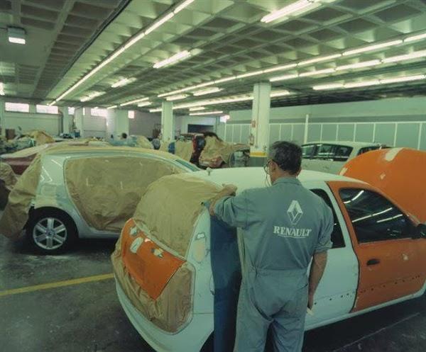 Imagen 38 Syrsa Automoción. Renault - Dacia Sevilla foto