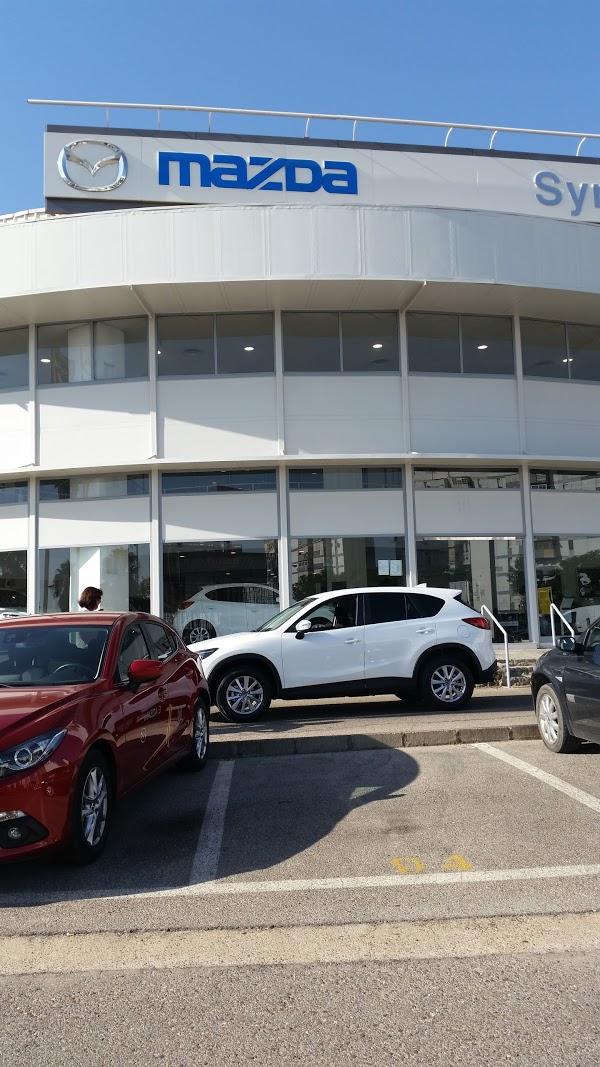 Imagen 46 Syrsa Automoción. Renault - Dacia Sevilla foto