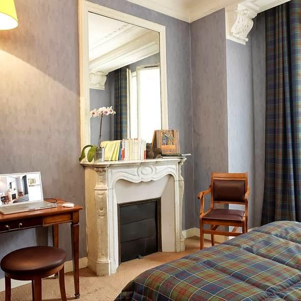 Imagen 3 ENRIQUE TOMAS - CC Via Sabadell foto