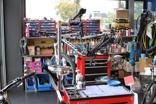 Imagen 165 Ozone Ski & Bike foto