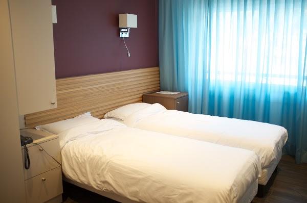 Imagen 8 Baclaran Super Mall foto