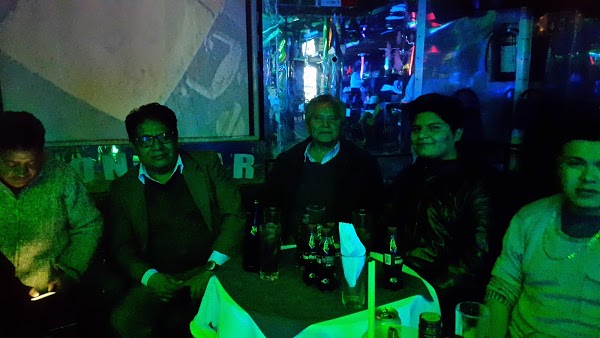 Imagen 203 Moon Star Mens Club foto