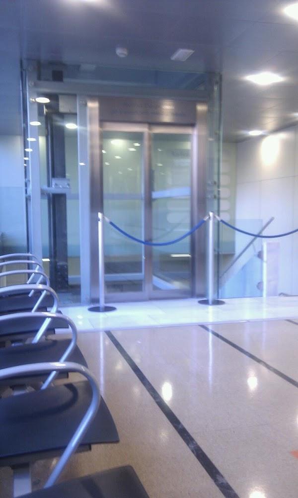 Imagen 1 Metropolitan Romareda foto