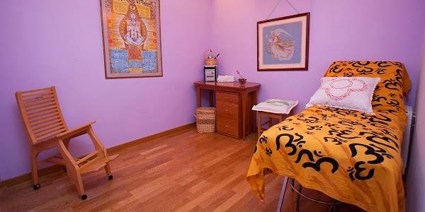 Imagen 48 Centro de Yoga Om Shanti foto