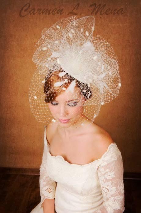 Imagen 181 Carmen L. Mena Pamelas y Tocados foto