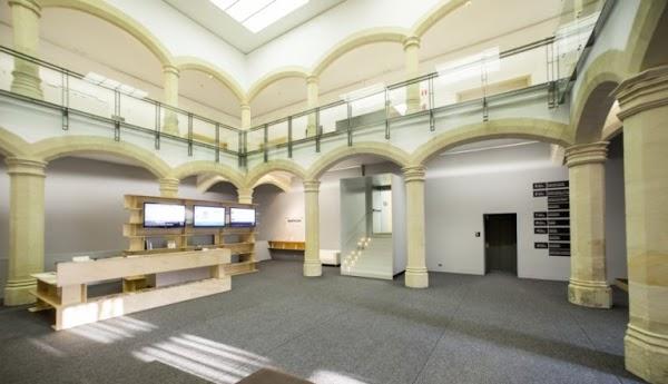 Imagen 16 Cajasiete - Oficina de Anaga foto