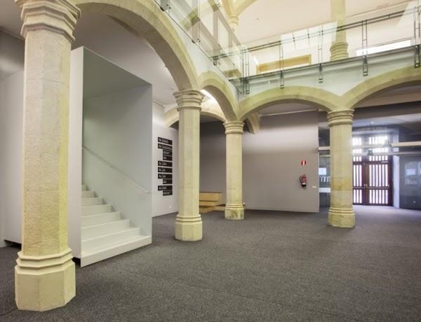 Imagen 9 Cajasiete - Oficina de Anaga foto