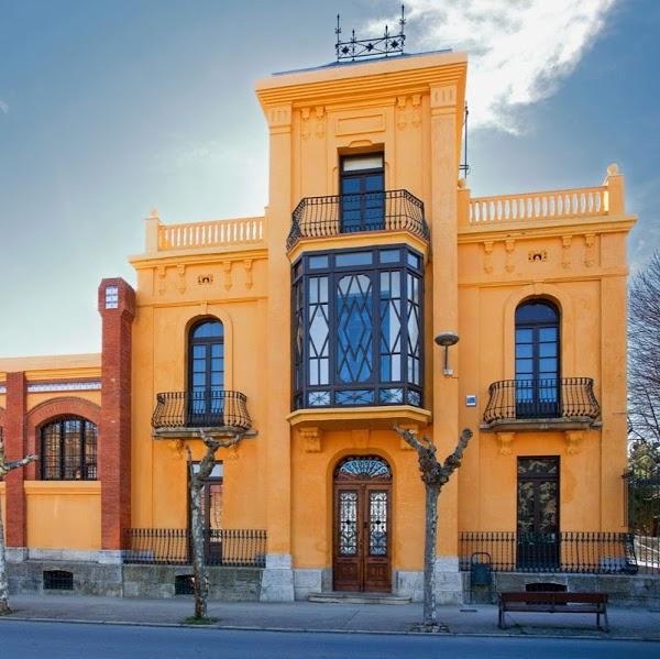 Imagen 41 IES Esteve Terradas i Illa foto