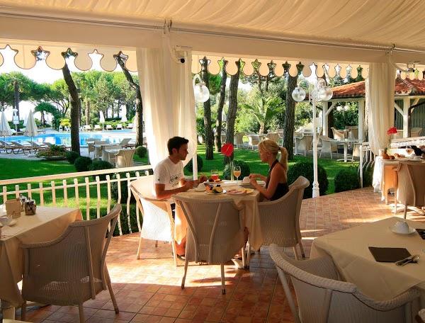 Imagen 36 Instituto de Educacion Secundaria Martinez Montañes foto