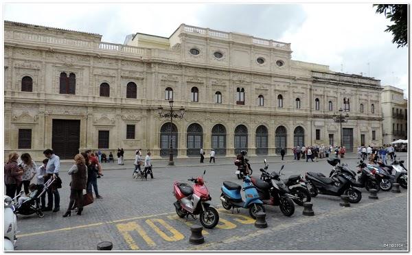 Imagen 110 Ayuntamiento de Sevilla foto