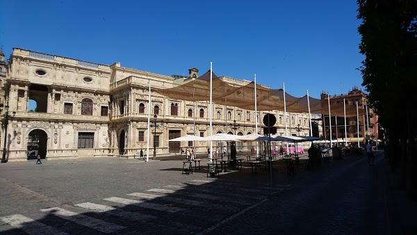 Imagen 131 Ayuntamiento de Sevilla foto